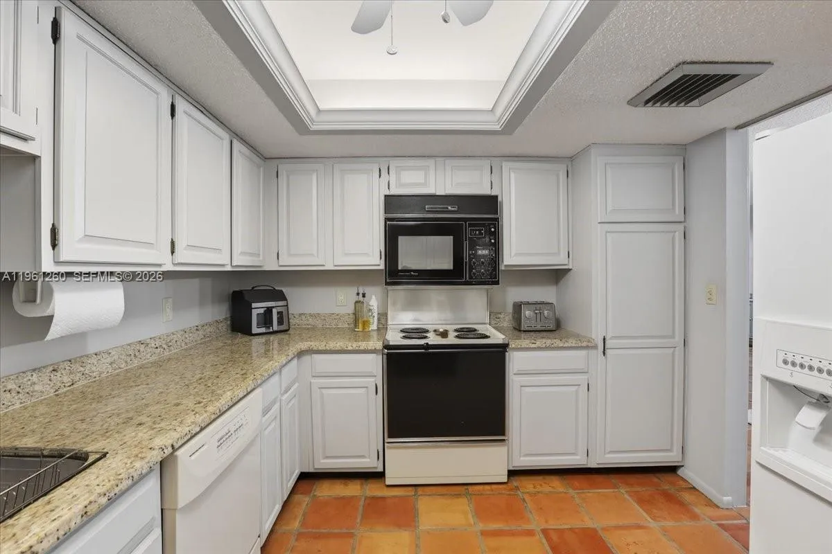 400 NW 127th Ave # 13, Plantation FL 33325