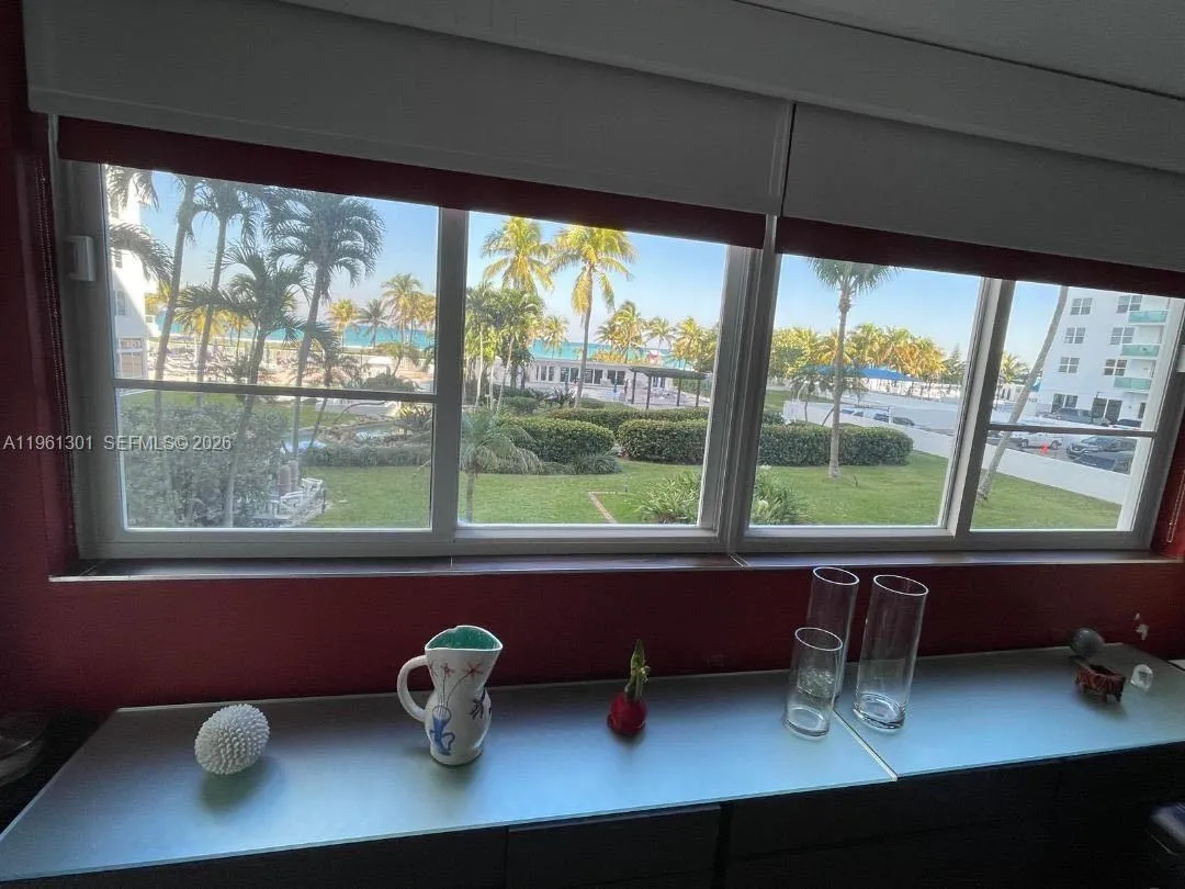 5005 Collins Ave # 212, Miami Beach FL 33140