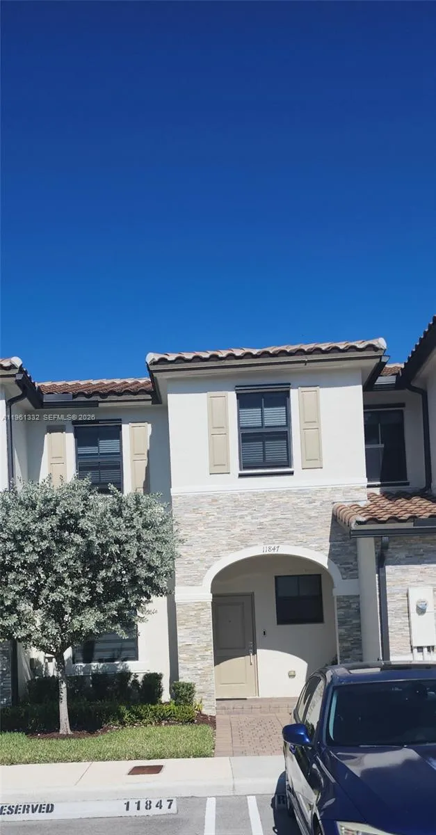 11847 SW 246th Ter, Homestead FL 33032