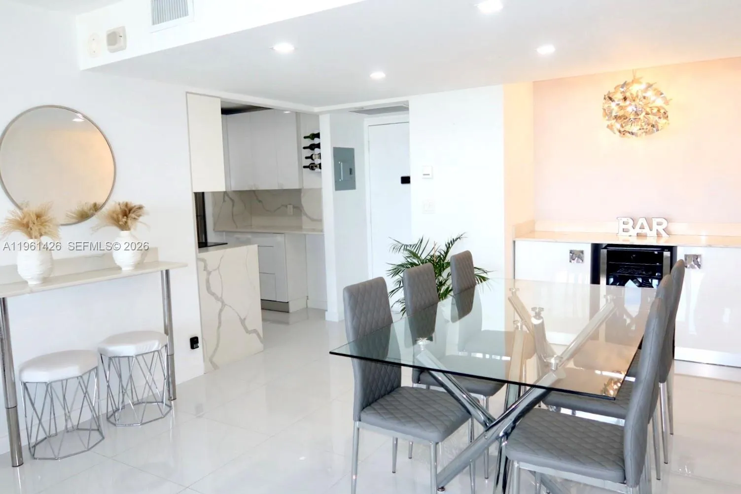 2 bedroom 2 bath for sale at 20301 W Country Club Dr # 1422, Aventura FL 33180