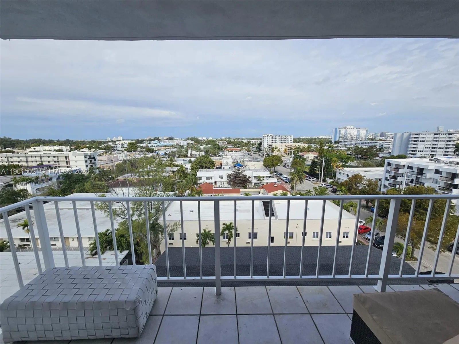 6900 Bay Dr # 8J, Miami Beach FL 33141