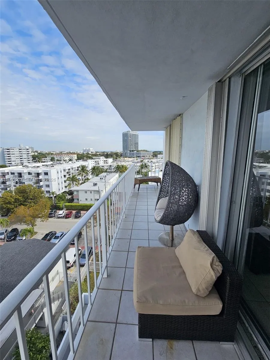 6900 Bay Dr # 8J, Miami Beach FL 33141