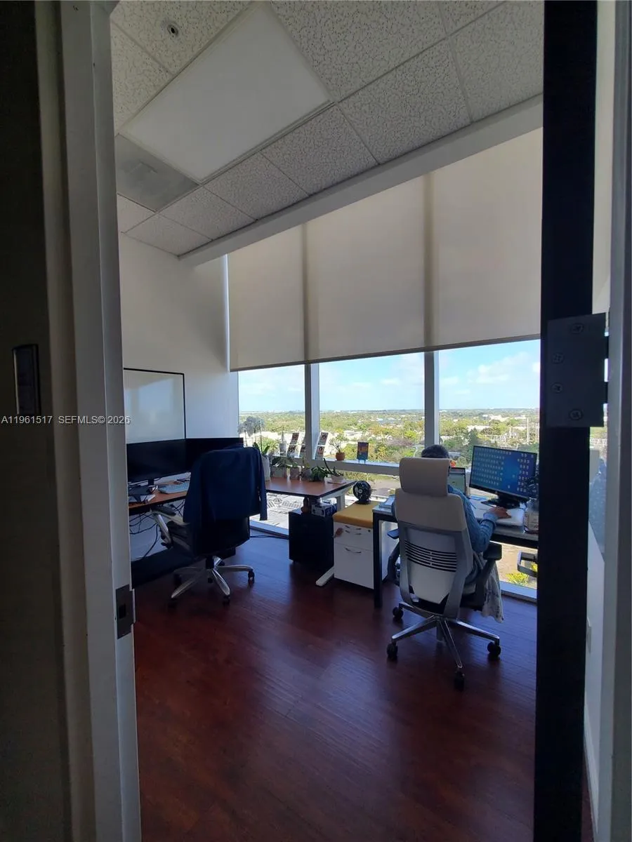 20200 W Dixie Hwy 1003 Hwy # 1003, Miami FL 33180