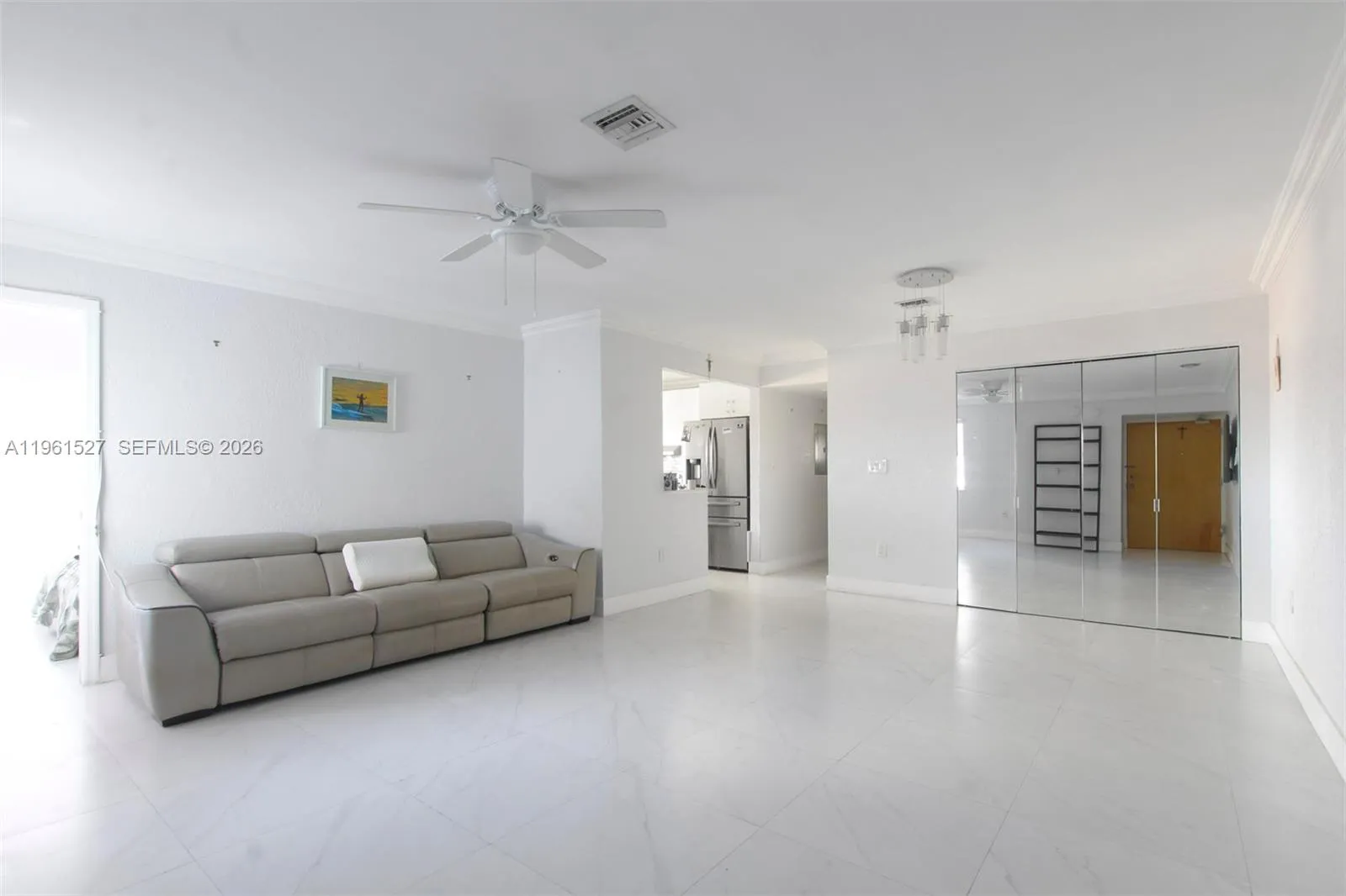 49 Majorca Ave # 303, Coral Gables FL 33134