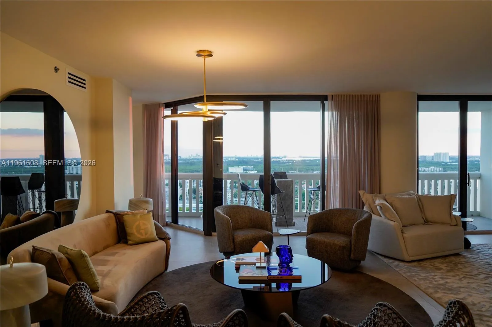 2000 Island Blvd # 2404, Aventura FL 33160