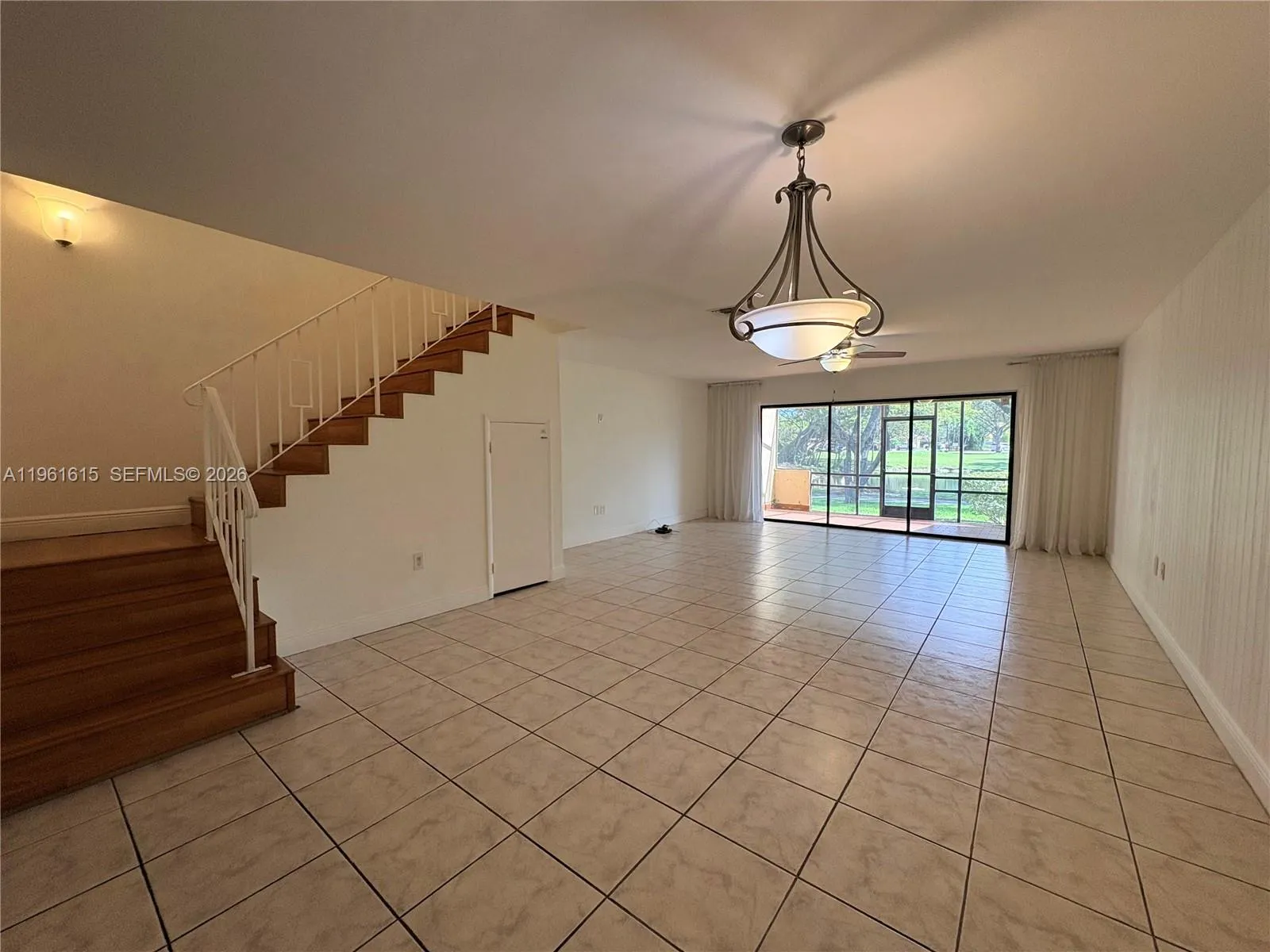 3855 Estepona Ave # 1, Doral FL 33178