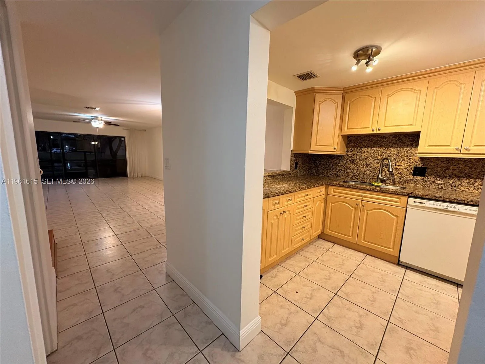 3855 Estepona Ave # 1, Doral FL 33178