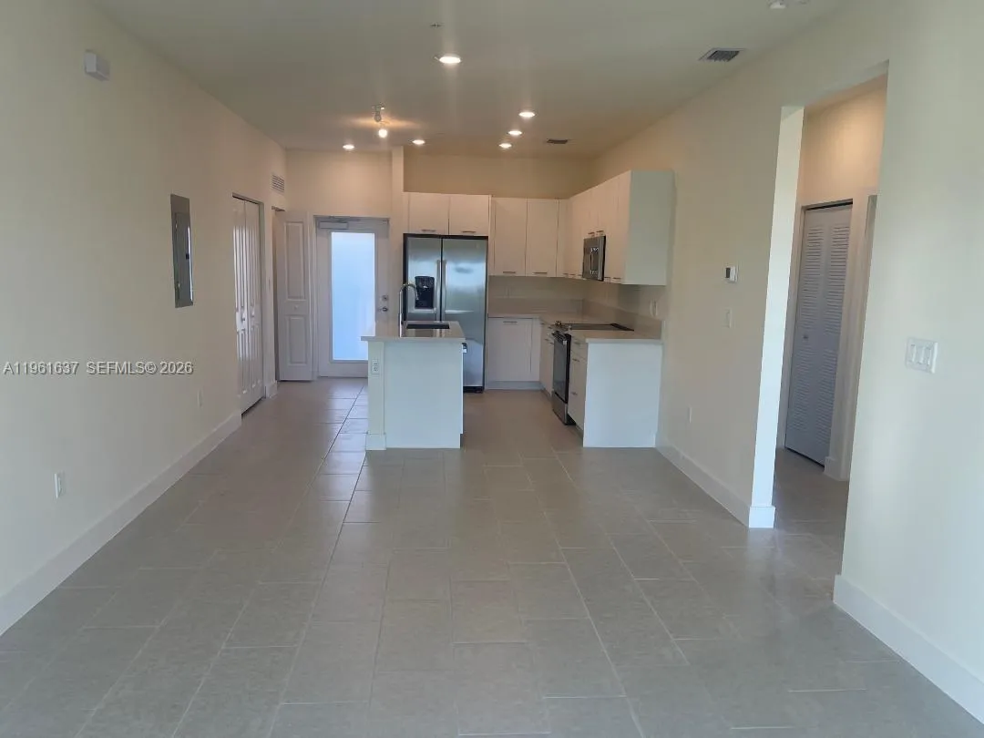 8167 NW 41 St # 407, Doral FL 33166