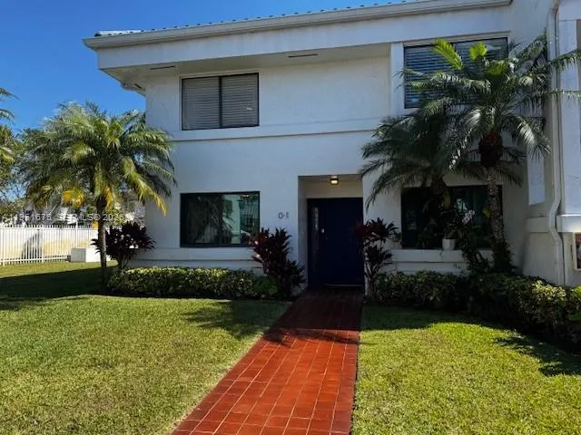 21300 San Simeon Way # 01, Miami FL 33179