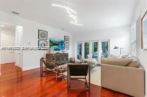 2 bedroom 2 bath for rent at 502 Loretto Ave # 30, Coral Gables FL 33146