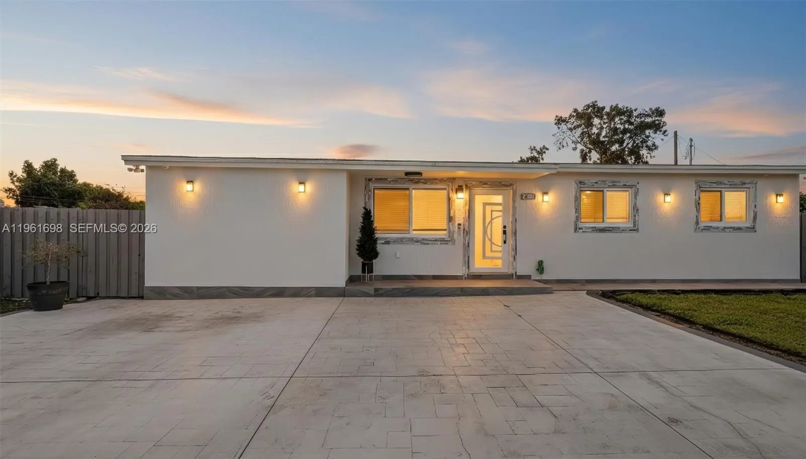 4 bedroom 2 bath for sale at 22301 SW 117th Pl, Miami FL 33170