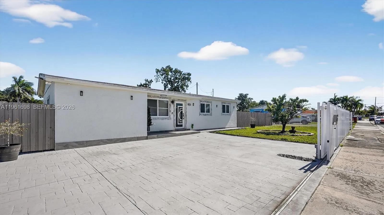 22301 SW 117th Pl, Miami FL 33170