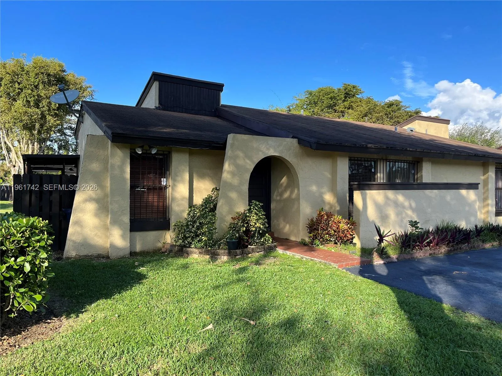 12713 SW 70th Ln, Miami FL 33183