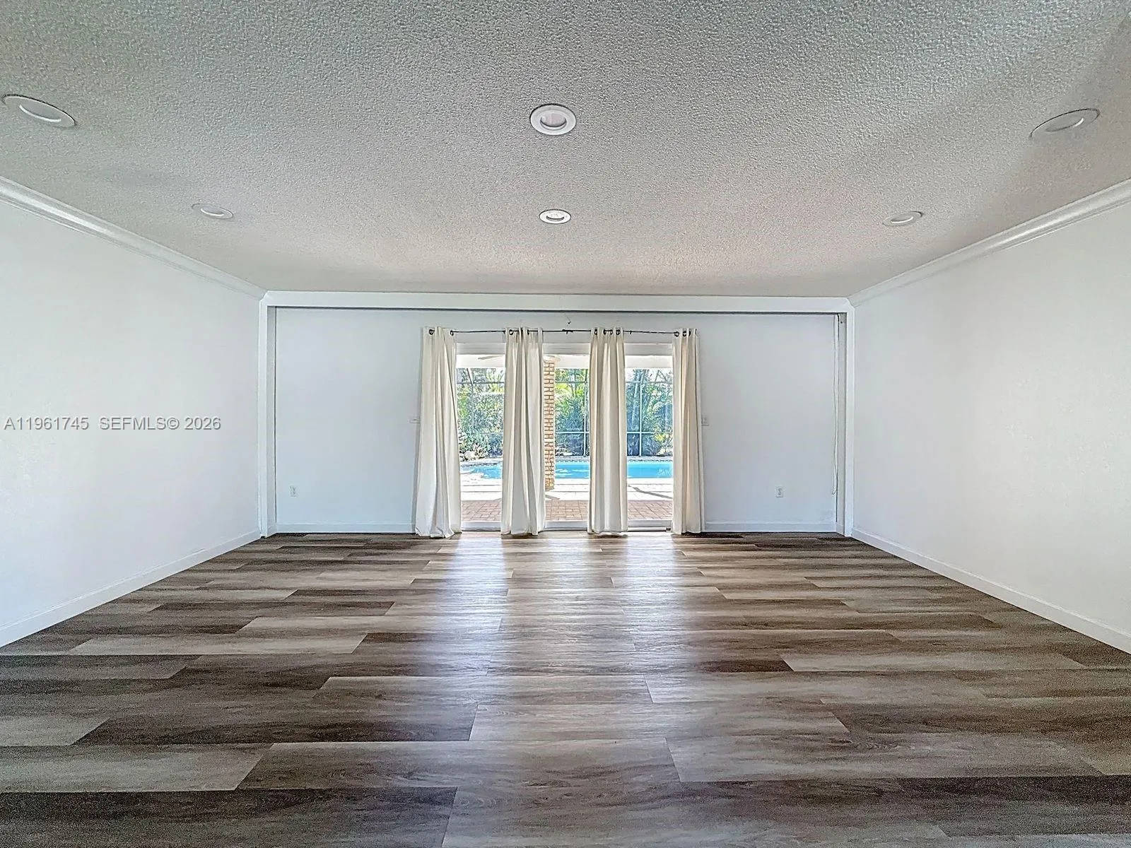 10028 SW 127th St, Miami FL 33176