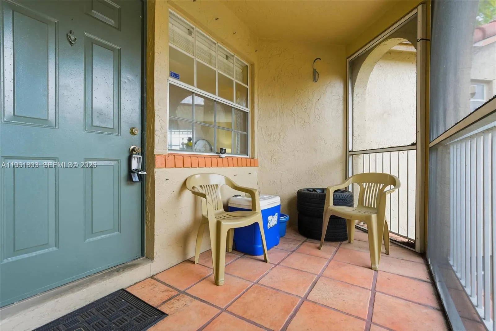 8630 SW 3rd St # 203, Pembroke Pines FL 33025