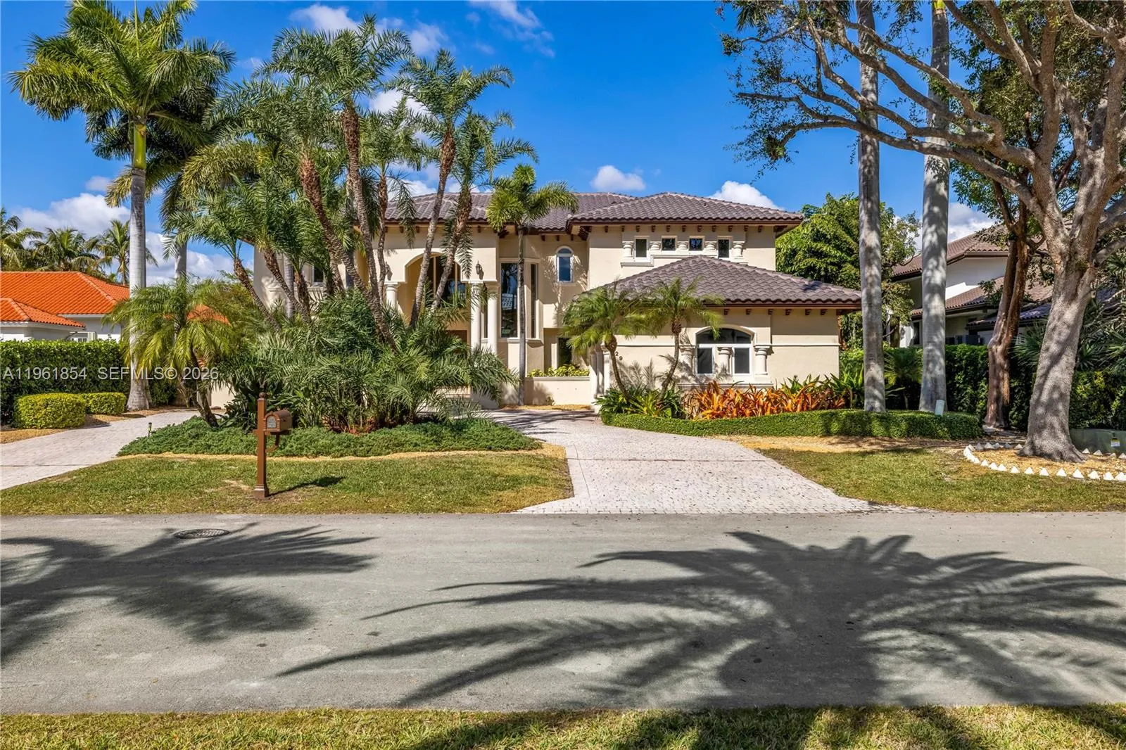 129 Gavilan Ave, Coral Gables FL 33143