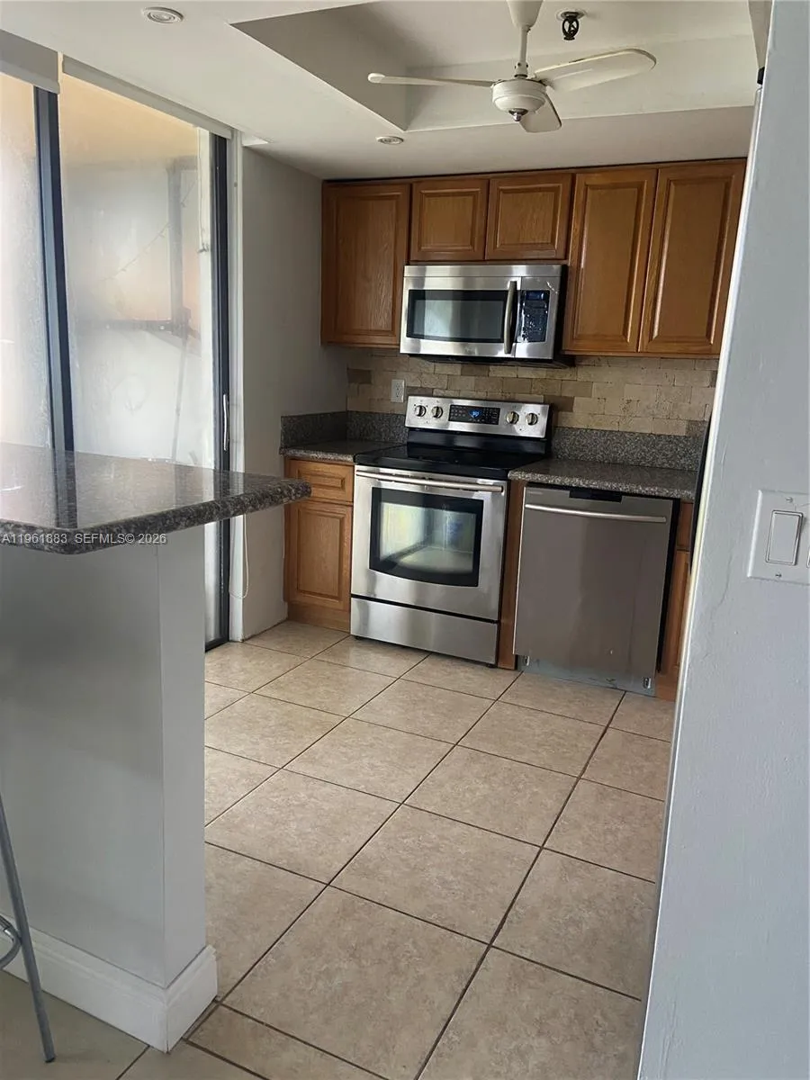 665 NE 195th St # 119, Miami FL 33179