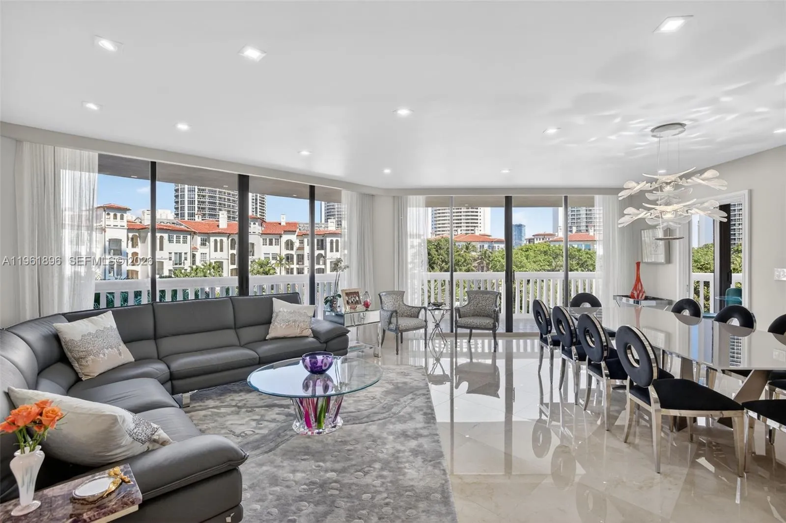 3 bedroom 2 bath for sale at 2000 Island Blvd # 401, Aventura FL 33160