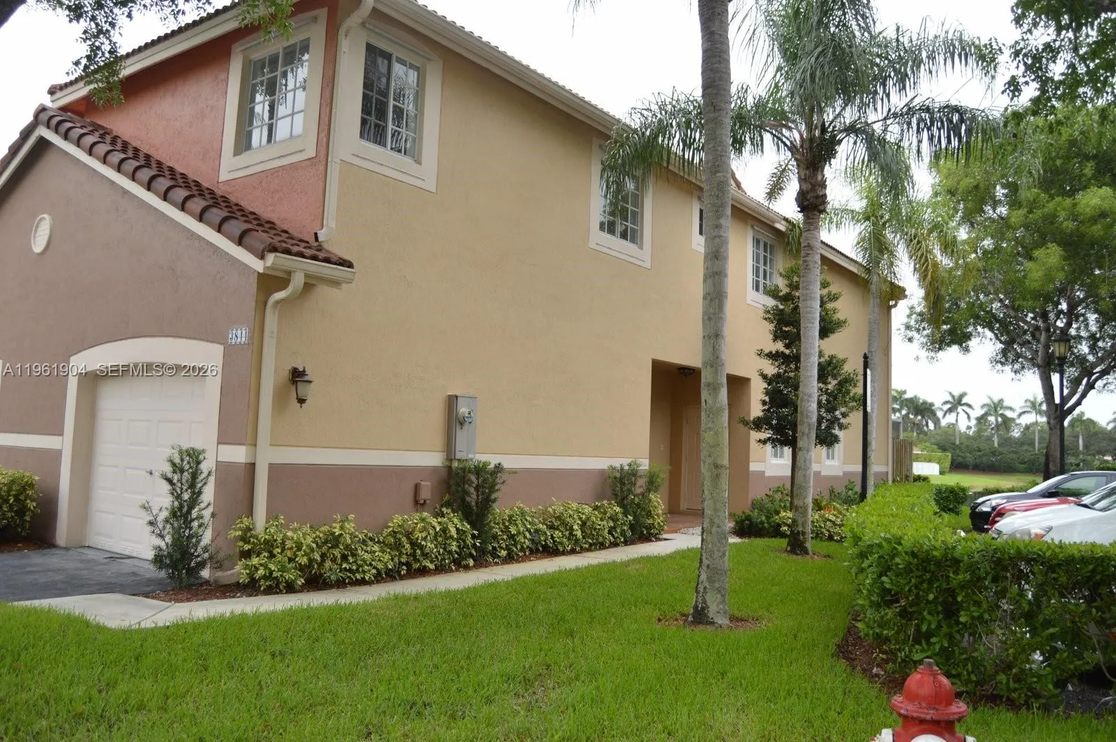4 bedroom 2 bath for sale at 3844 San Simeon Cir, Weston FL 33331
