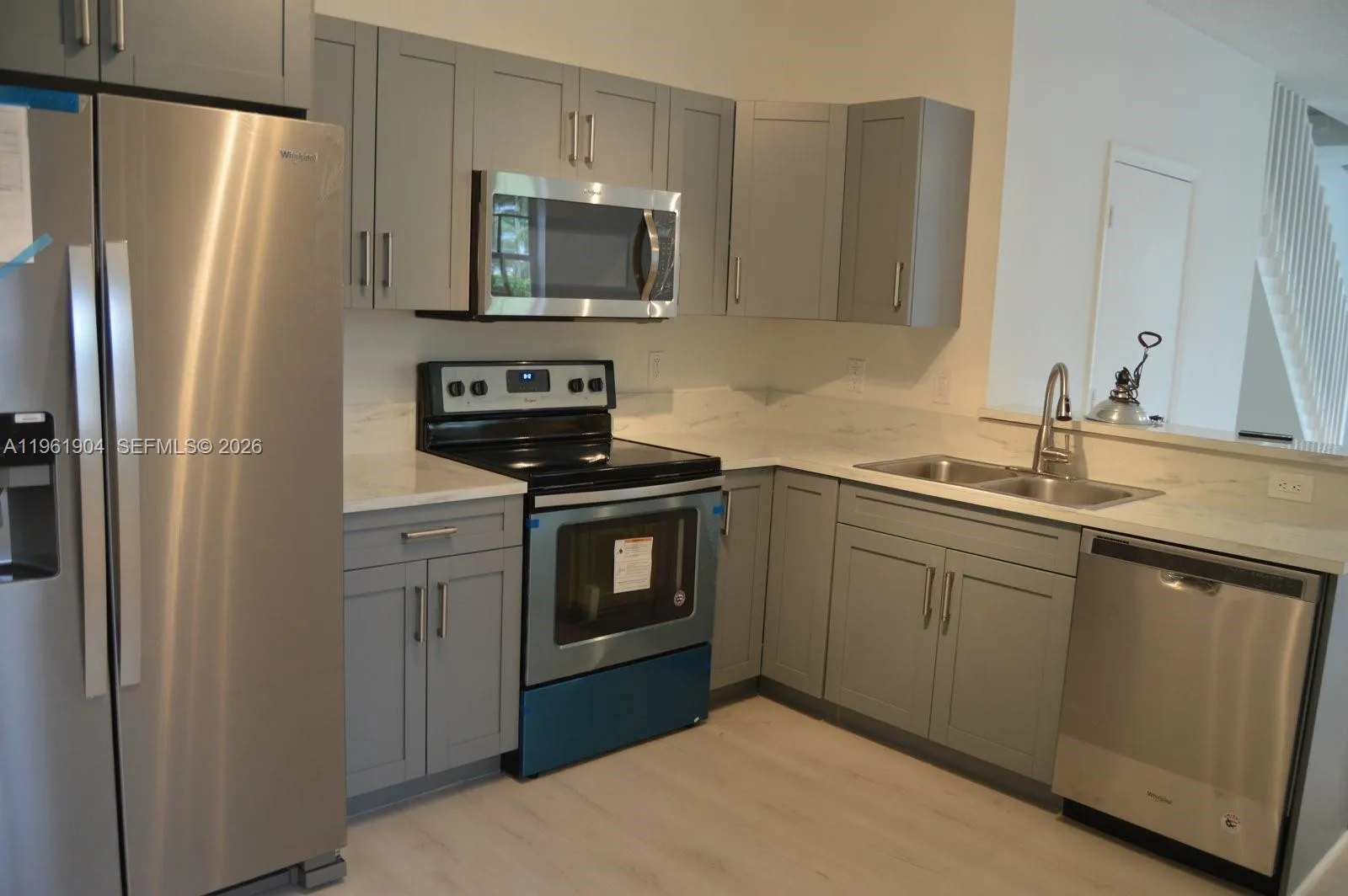 3844 San Simeon Cir, Weston FL 33331