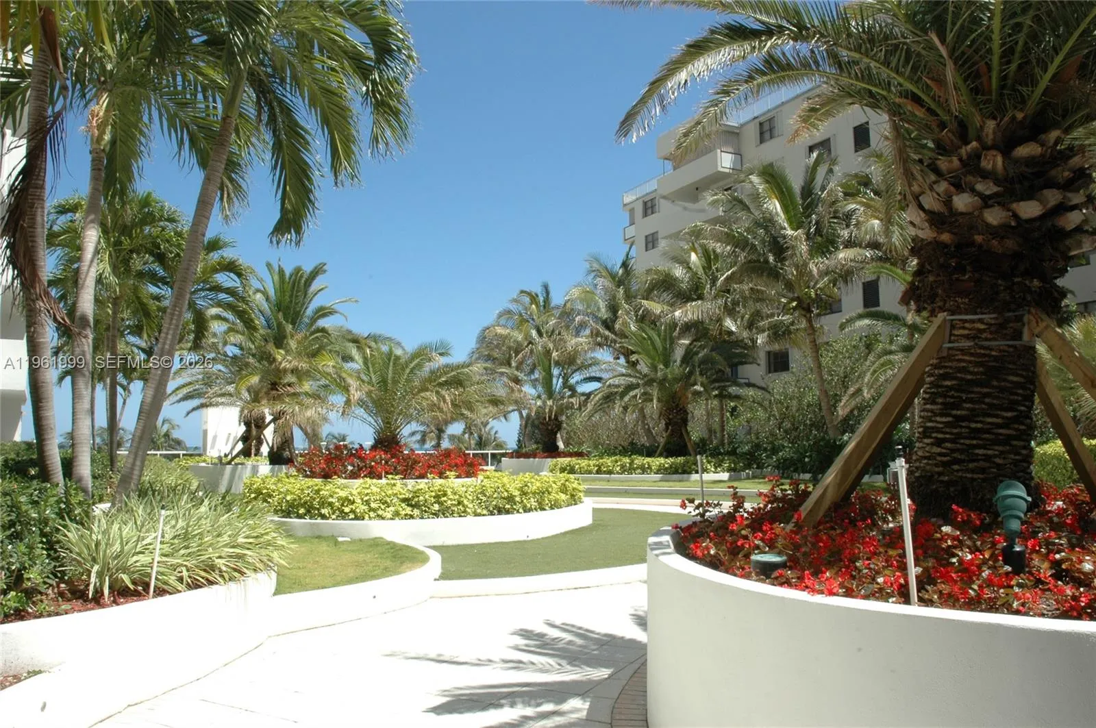 100 Lincoln Rd # 303, Miami Beach FL 33139