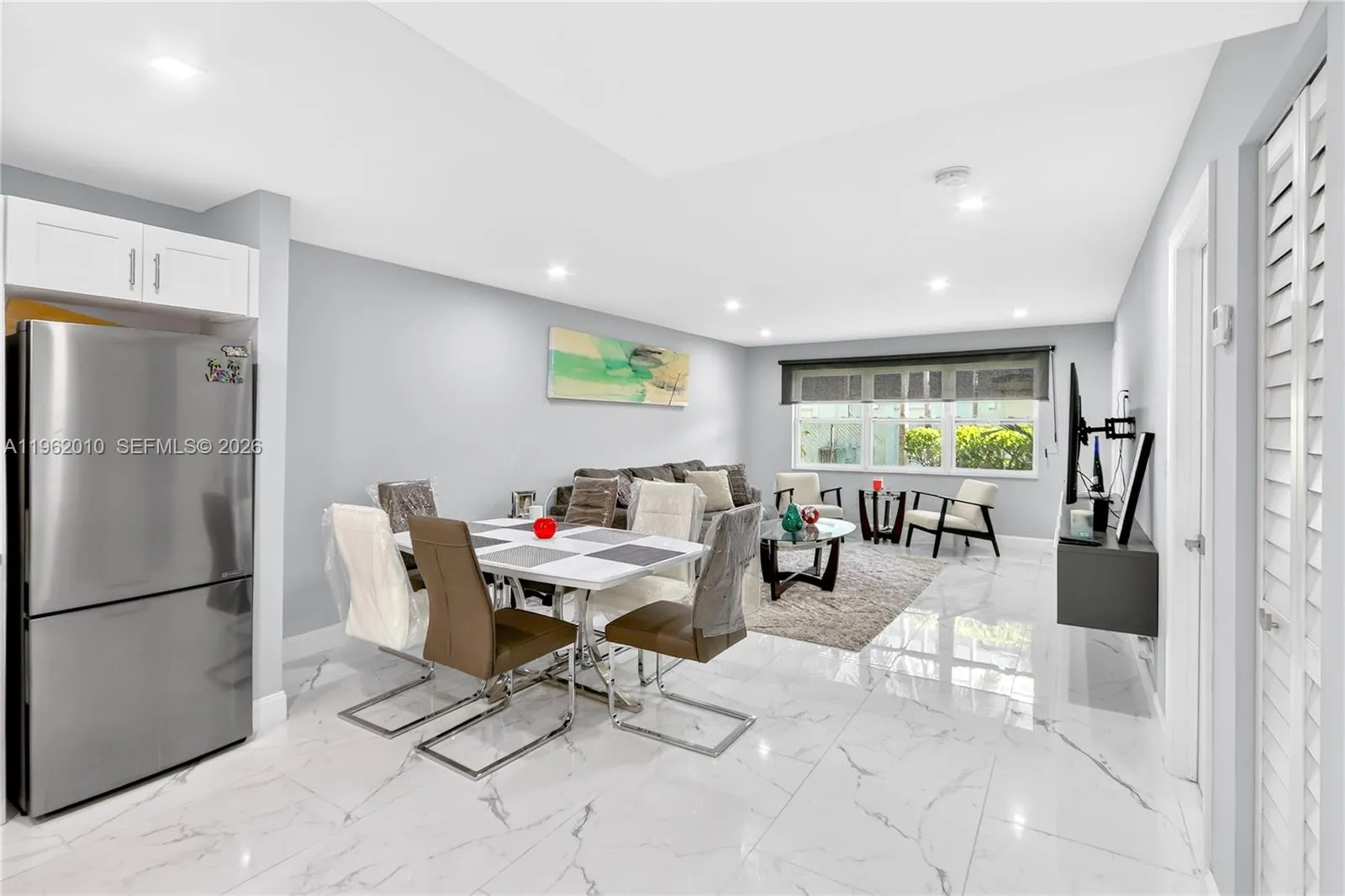 410 SE 2nd St # 111, Hallandale Beach FL 33009