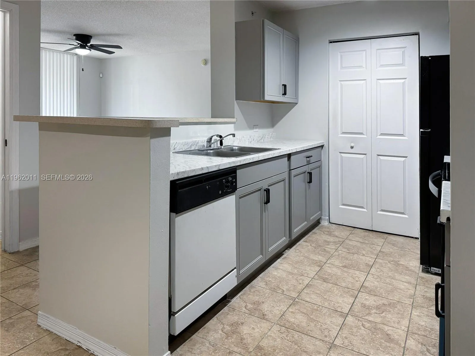 11133 SW 8th St # 104, Pembroke Pines FL 33025