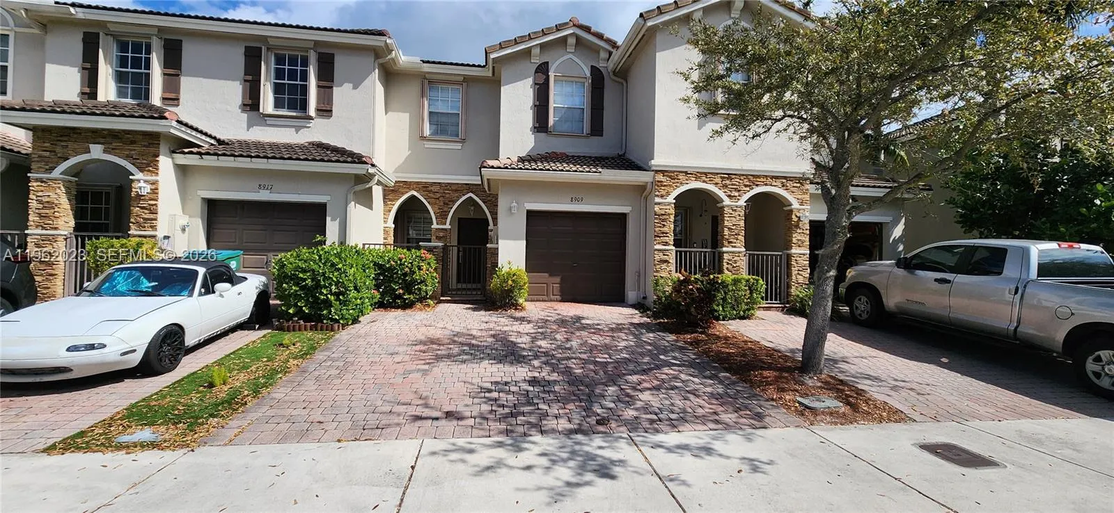 3 bedroom 2 bath for sale at 8909 SW 225th Ter, Cutler Bay FL 33190