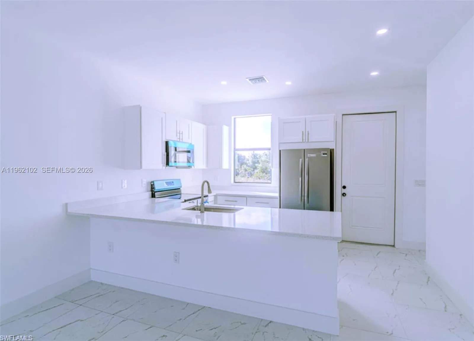 1116 Capetown Ave, Lehigh Acres FL 33974