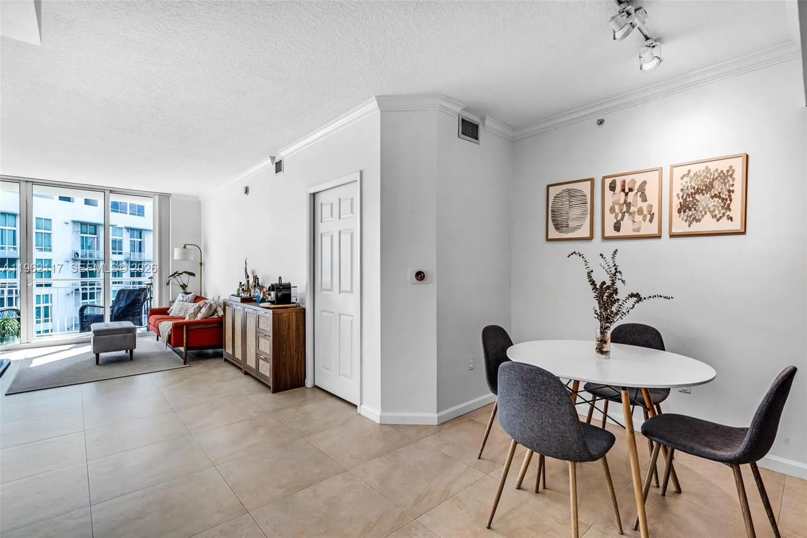 2000 N Bayshore Dr # 909, Miami FL 33137