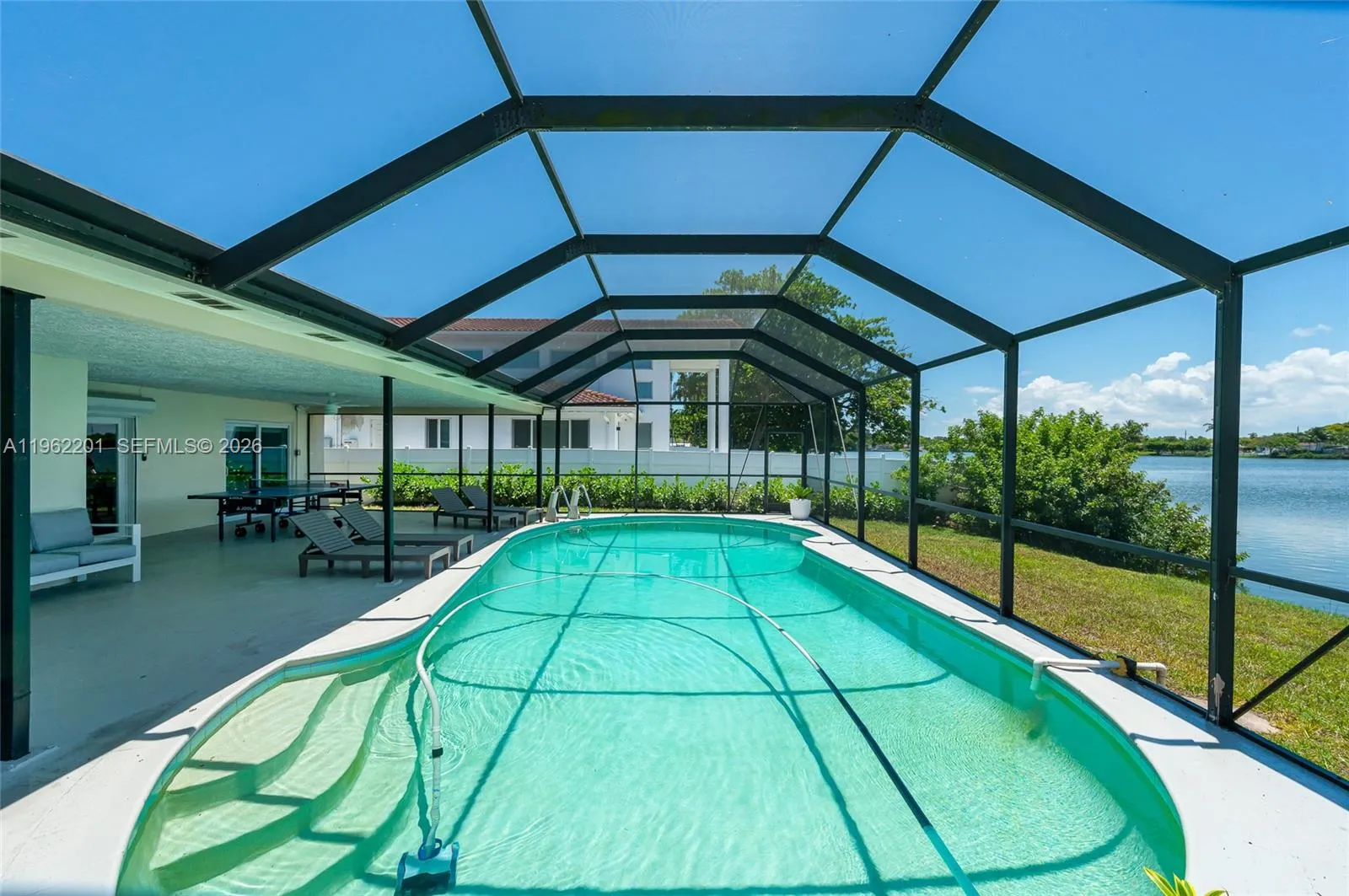 21320 NE 25th Court, Miami FL 33180