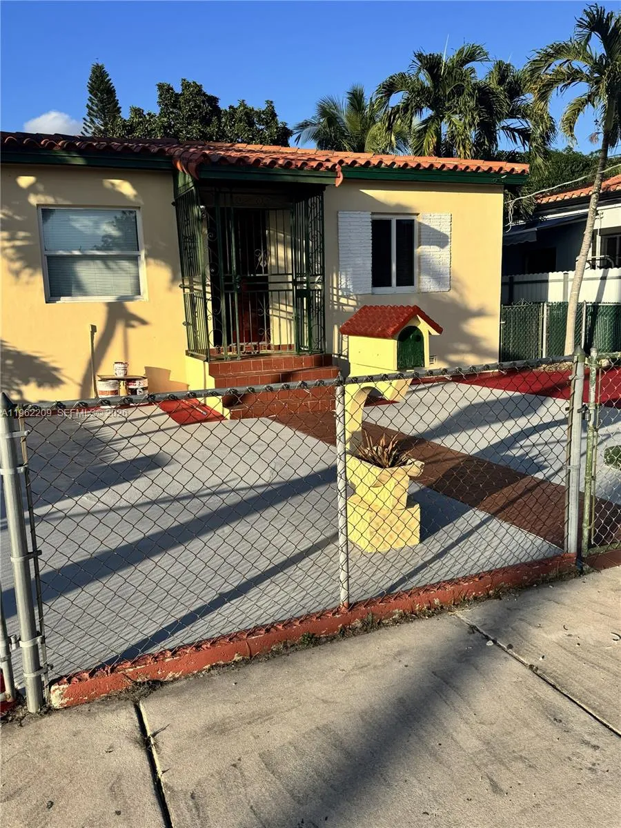 4 bedroom 4 bath for sale at 3445 NW 2nd St, Miami FL 33125