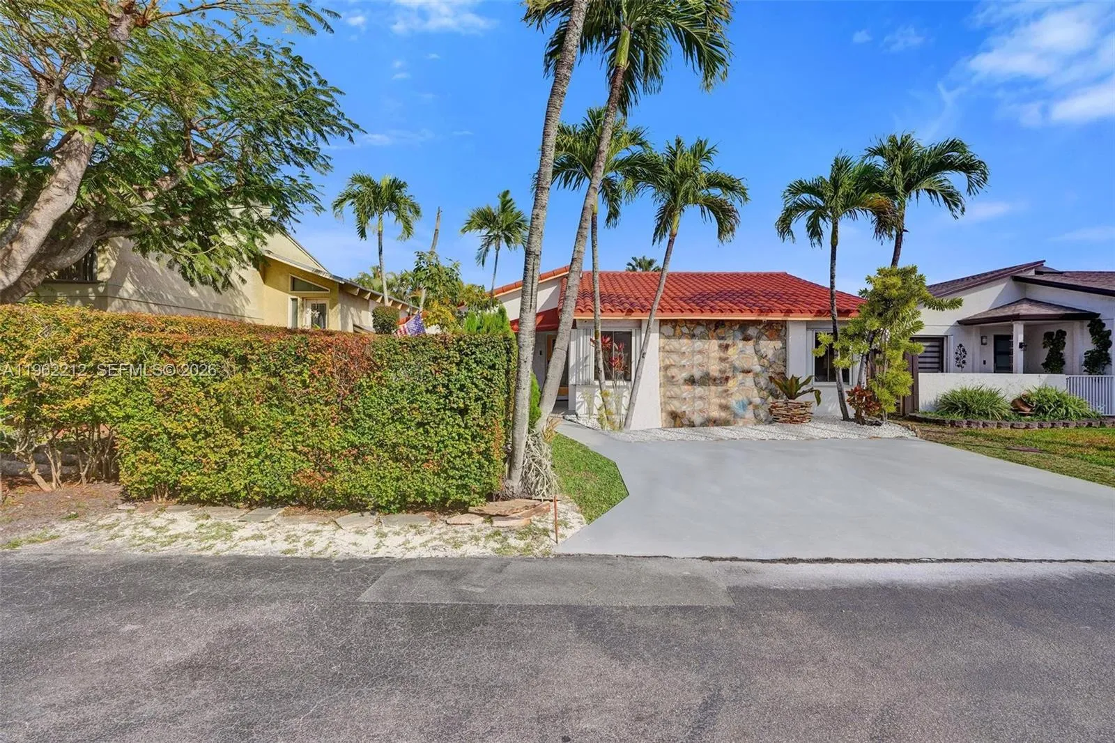 3515 SW 113th Ct, Miami FL 33165