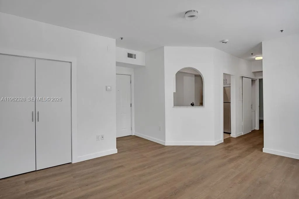 747 Michigan Ave # 204, Miami Beach FL 33139