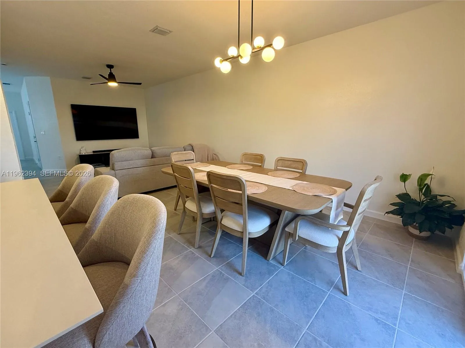 2810 SE 24th Ave, Homestead FL 33035