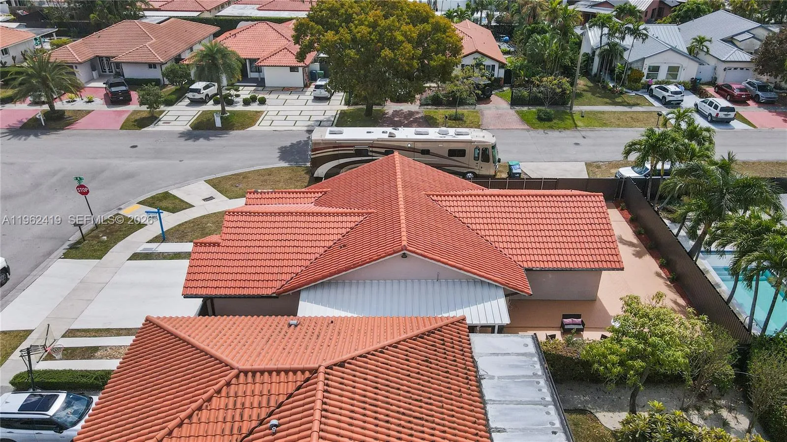 800 NW 133rd Ave, Miami FL 33182