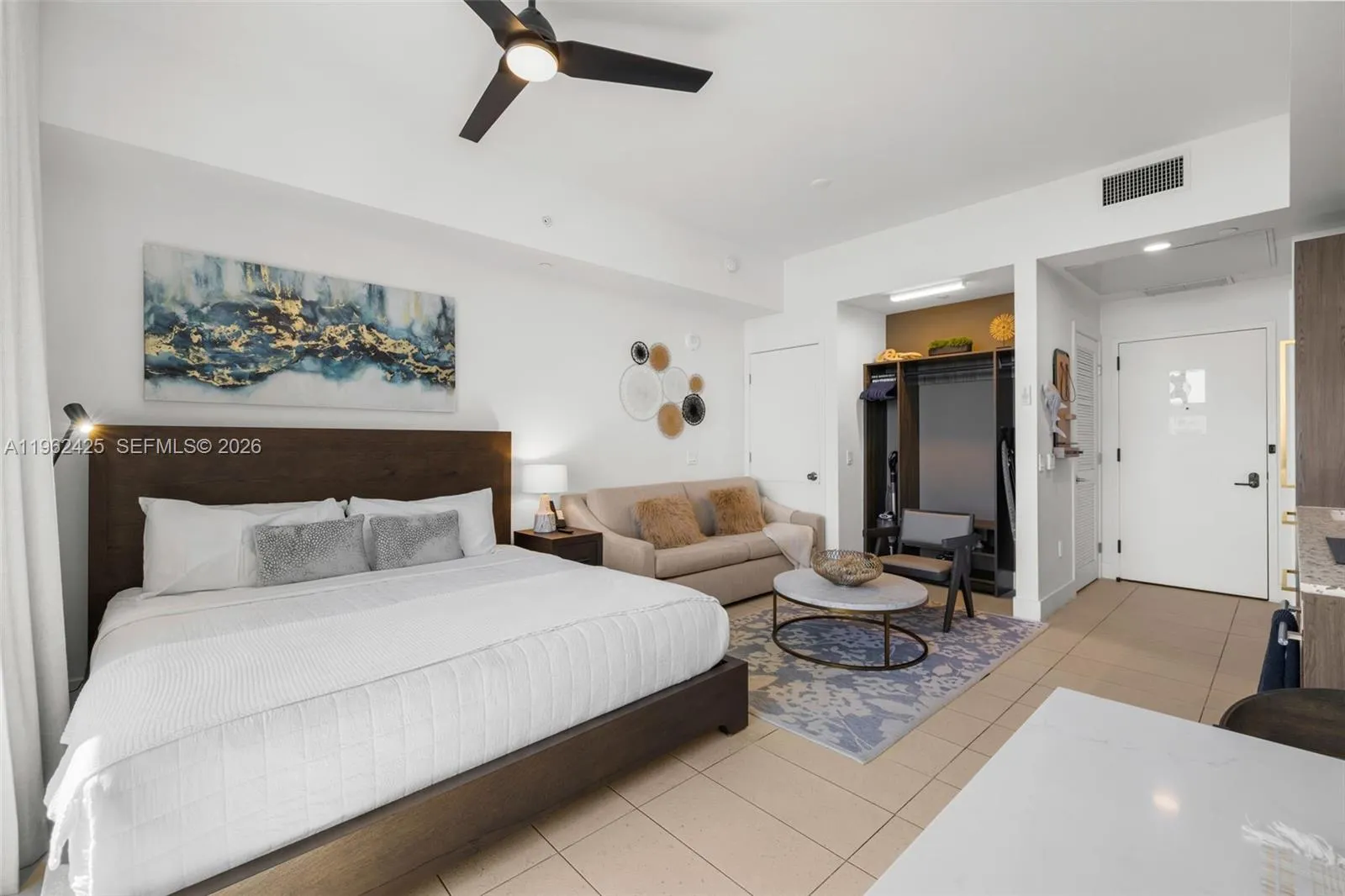 159 NE 6th St # 4906, Miami FL 33132