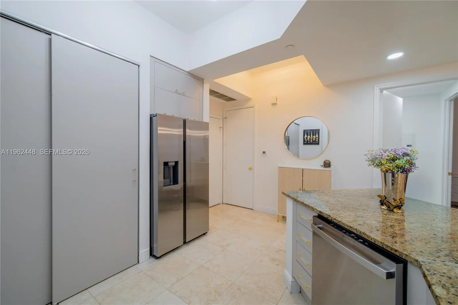 20000 E Country Club Dr # 409, Aventura FL 33180