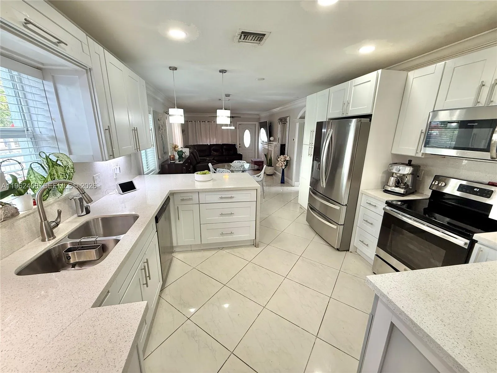 300 SW 71st Ave, Miami FL 33144