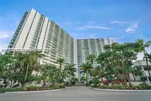 100 Bayview Dr # 2028, Sunny Isles Beach FL 33160