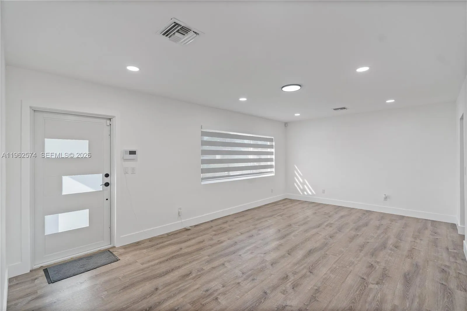 2441 NW 181st Ter, Miami Gardens FL 33056