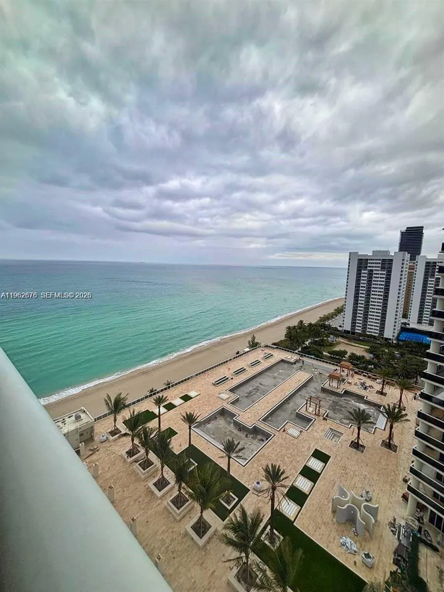 2 bedroom 3 bath for rent at 1830 S Ocean Dr # 2004, Hallandale Beach FL 33009