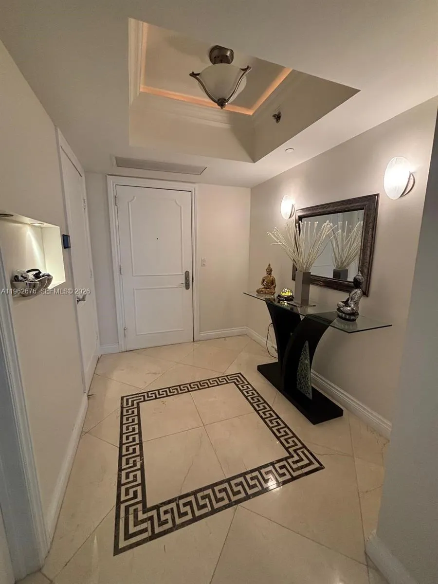 1830 S Ocean Dr # 2004, Hallandale Beach FL 33009