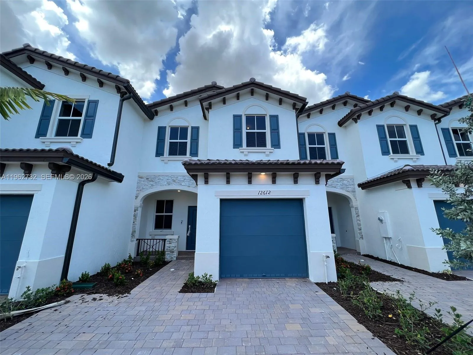 12612 NW 23rd Pl # 12612, Miami FL 33167
