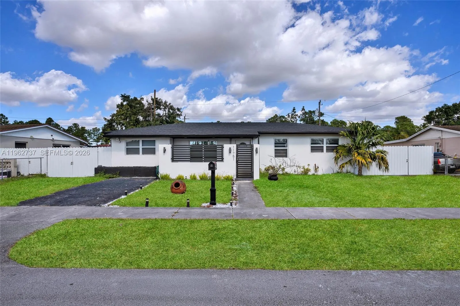 4 bedroom 3 bath for sale at 11751 SW 168th Ter, Miami FL 33177