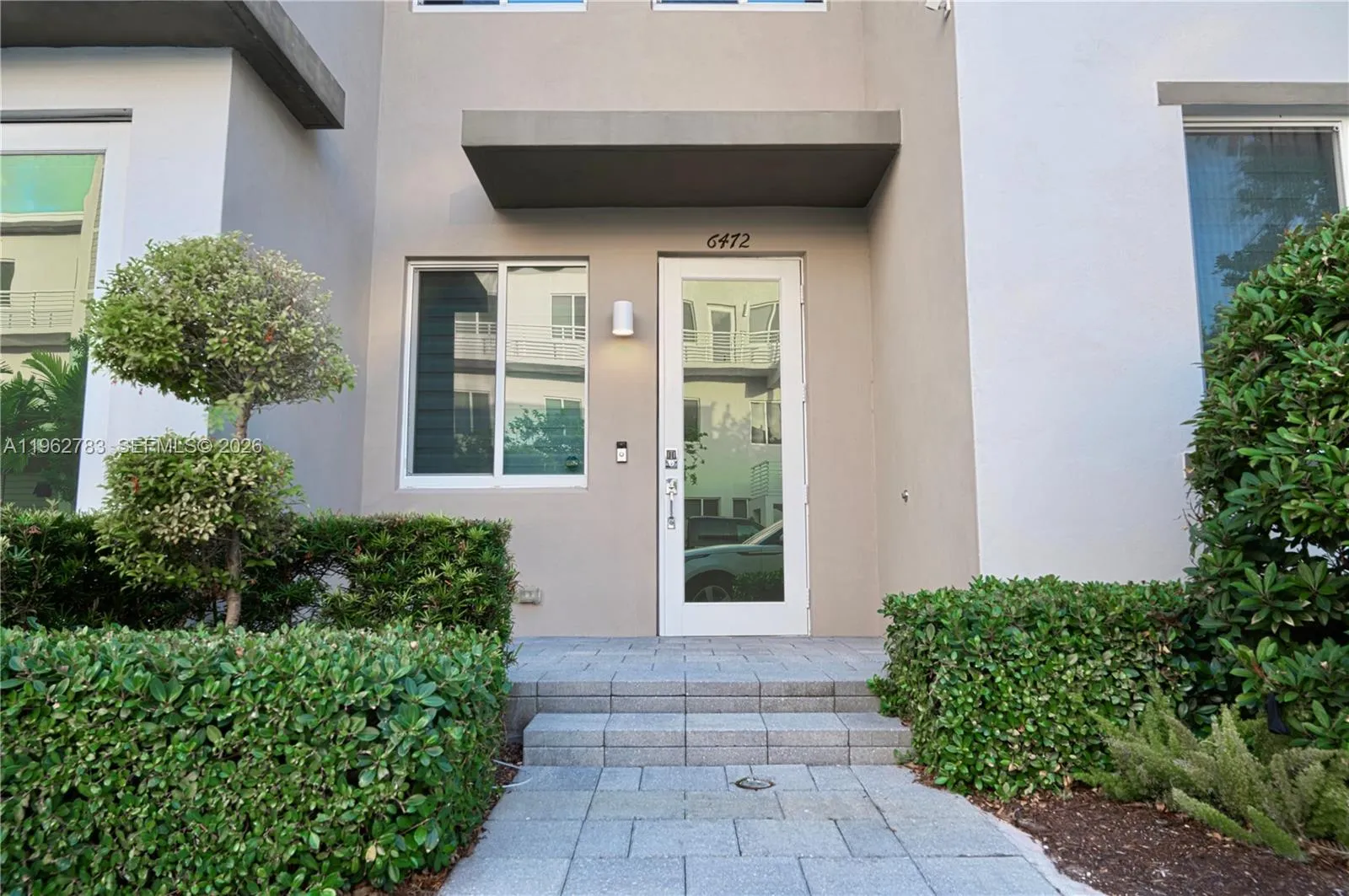 4 bedroom 3 bath for sale at 6472 NW 103rd Pl, Doral FL 33178