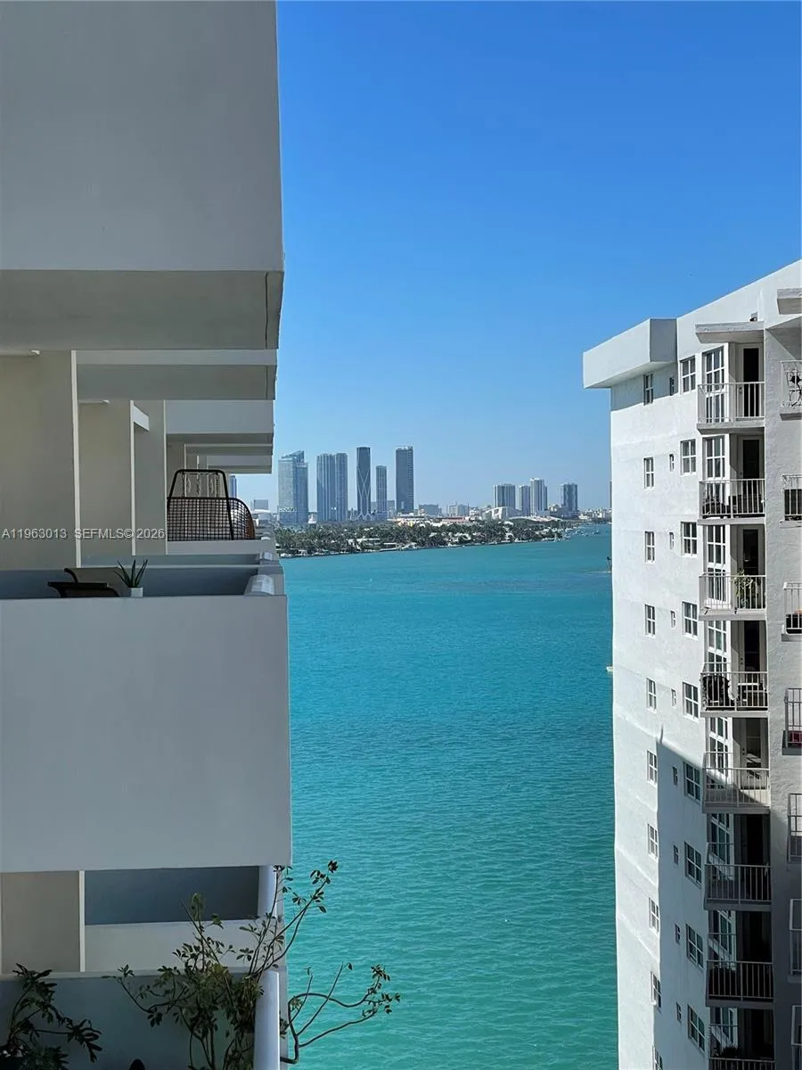 1 bedroom 1 bath for sale at 1200 West Ave # 1418, Miami Beach FL 33139