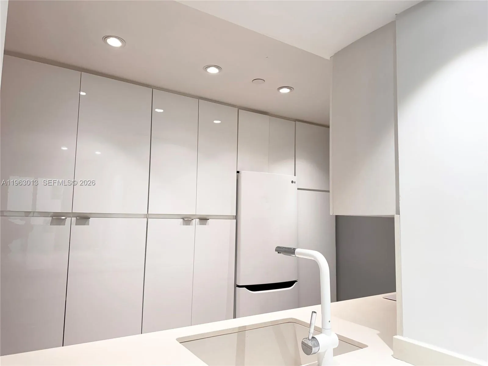 1200 West Ave # 1418, Miami Beach FL 33139
