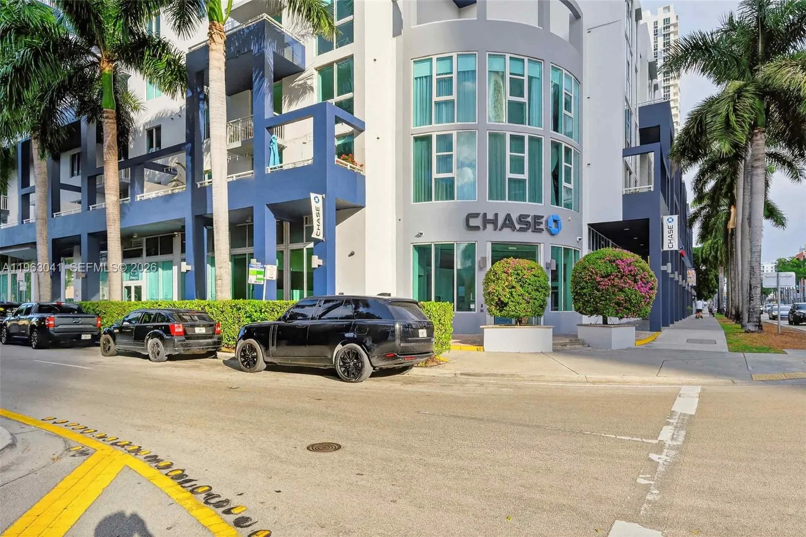 275 18th St, Miami FL 33132