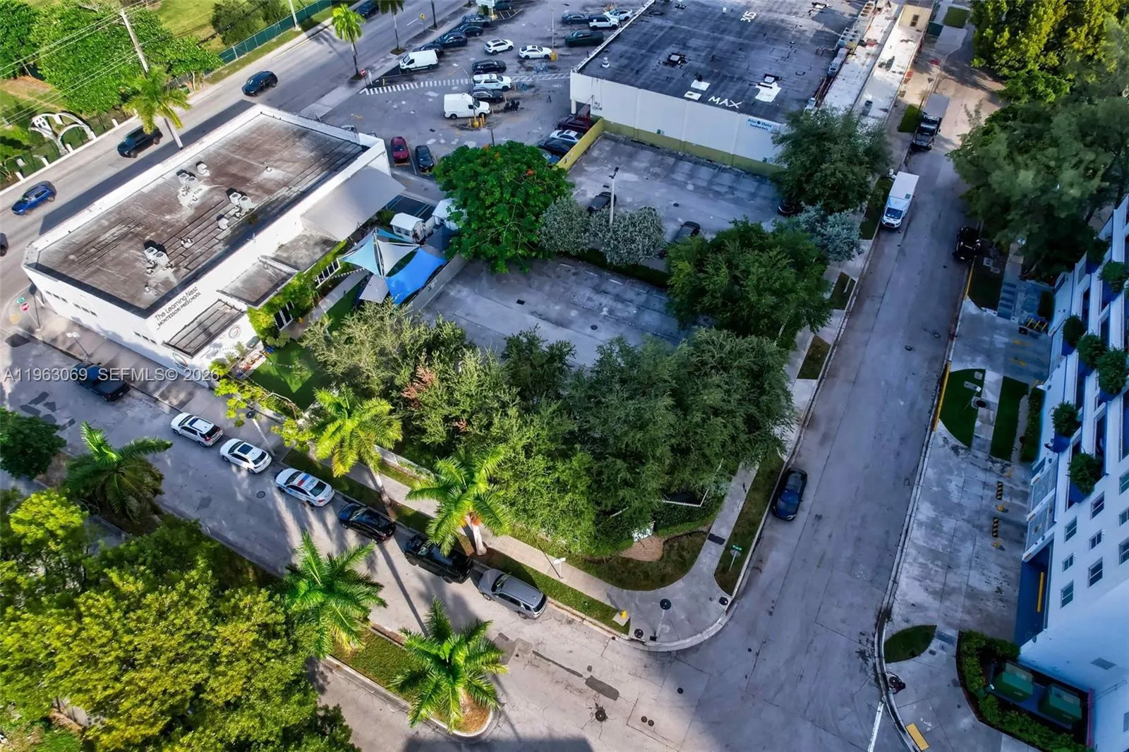 275 NE 18th St # 1, Miami FL 33132